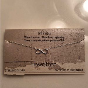 ✨3/$15✨Infinity necklace